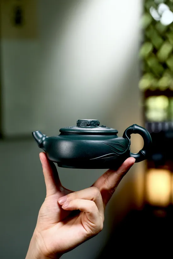 Premium Yixing Zisha Teapot - Handcrafted Ceramic Artistry Collection 9