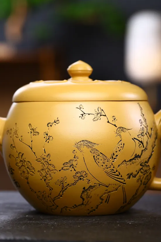 Yixing Teapot | Handcrafted Purple Clay Collectible | Zhou Xinyuan 6