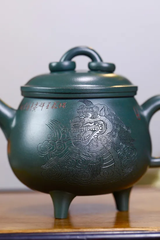 Yixing Zisha Teapot, Handcrafted Collectible Ceramic Teapots 8