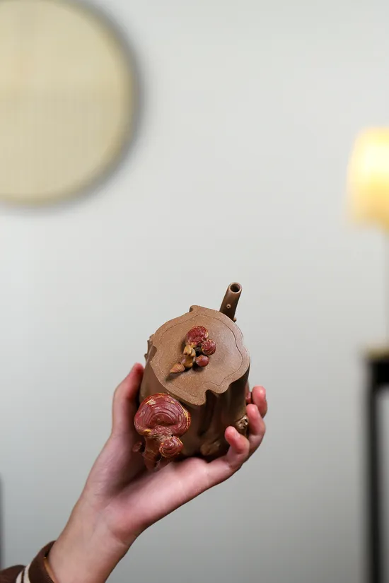 Yixing Zisha Teapot - Yang Junbao Squirrel Lingzhi Stump Artistry 2
