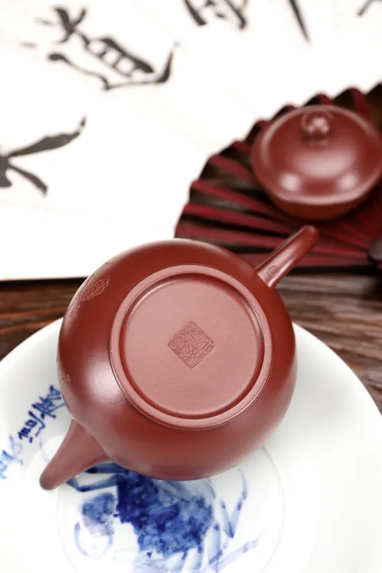 Yixing Zisha Teapot: Rose Clay, Handcrafted Artisan Teapot 2