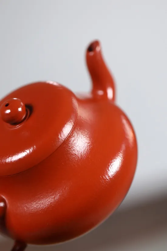 Handcrafted Yixing Zisha Clay Teapot | Artisan Teapot Collection 5