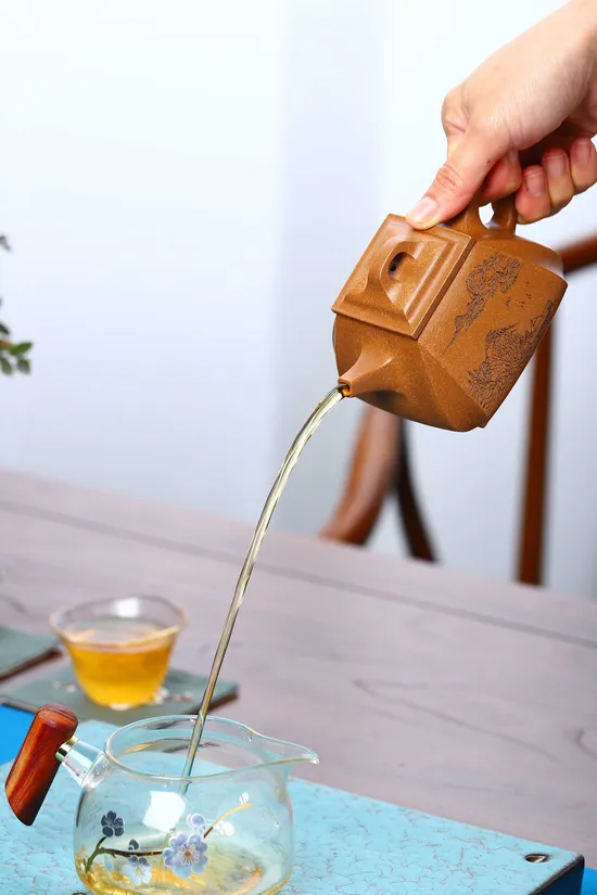 Award-Winning Yixing Clay Teapot | Master Gu’s Artistry 5