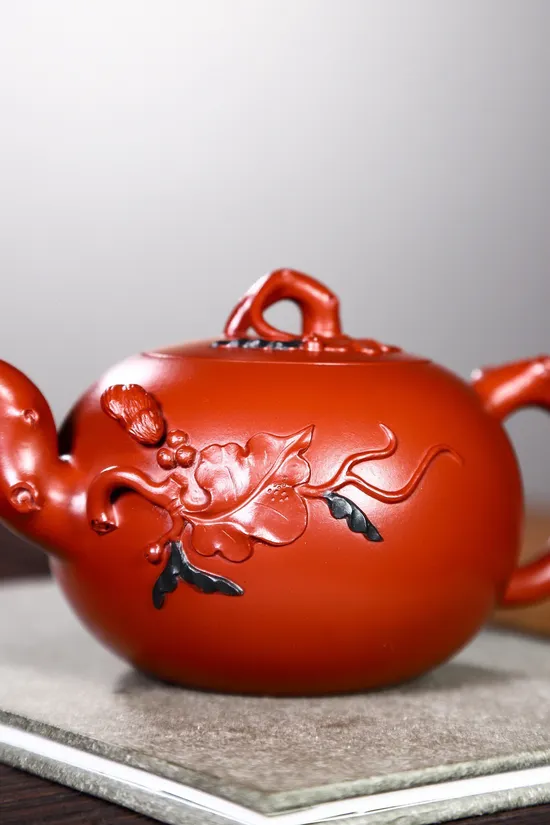 Zisha Teapots: Da Hong Pao clay | Squirrel and Grape Set 1
