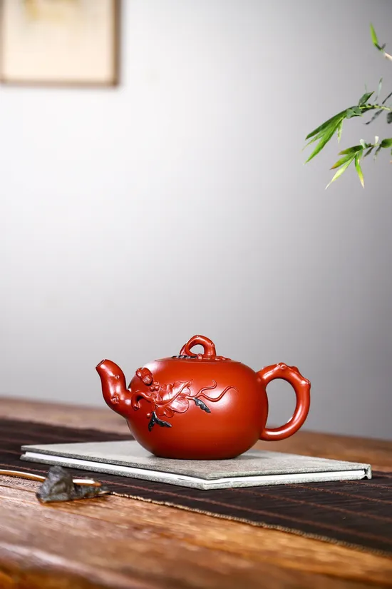 Zisha Teapots: Da Hong Pao clay | Squirrel and Grape Set 2