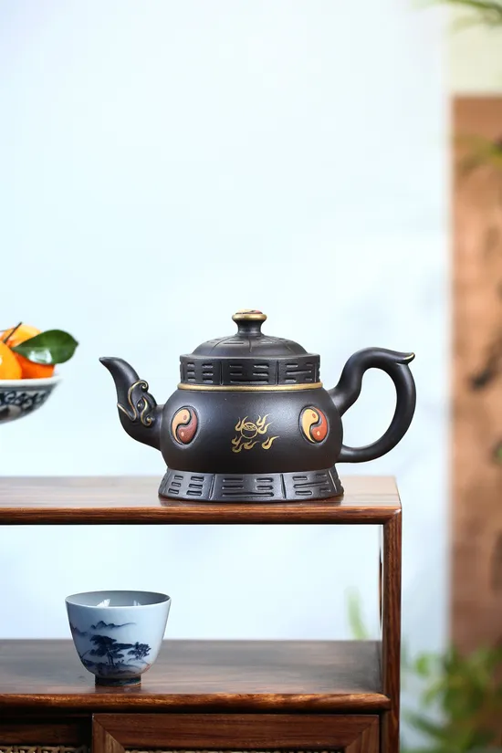 Premium Yixing Zisha Teapot Handcrafted Clay Artisan Pottery 3