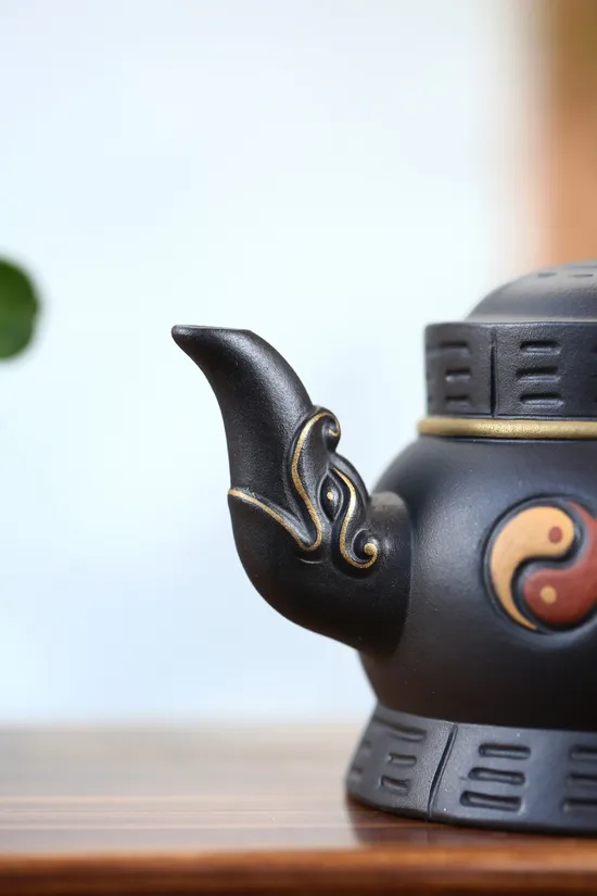 Premium Yixing Zisha Teapot Handcrafted Clay Artisan Pottery 5
