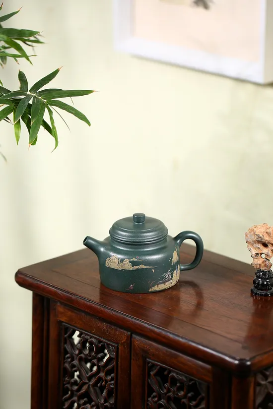 Best Yixing Clay Teapots | Handcrafted & Authentic Designs 7