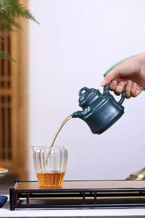 Premium Yixing Clay Teapot: Handcrafted Collector's Artisan Treasure 9