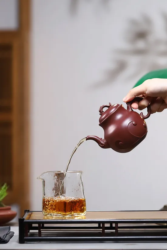 Yixing Zisha Teapot - Dragon Design Handcrafted Artisan Ceramics 1
