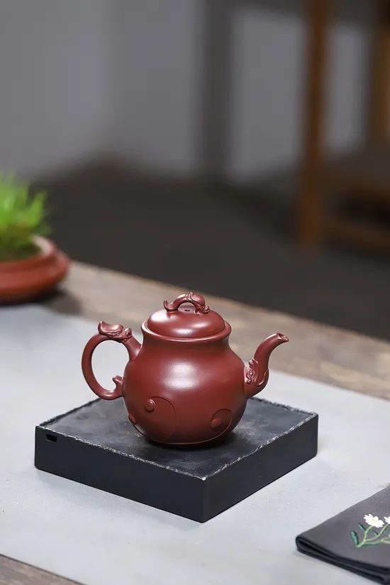 Yixing Zisha Teapot - Dragon Design Handcrafted Artisan Ceramics 3