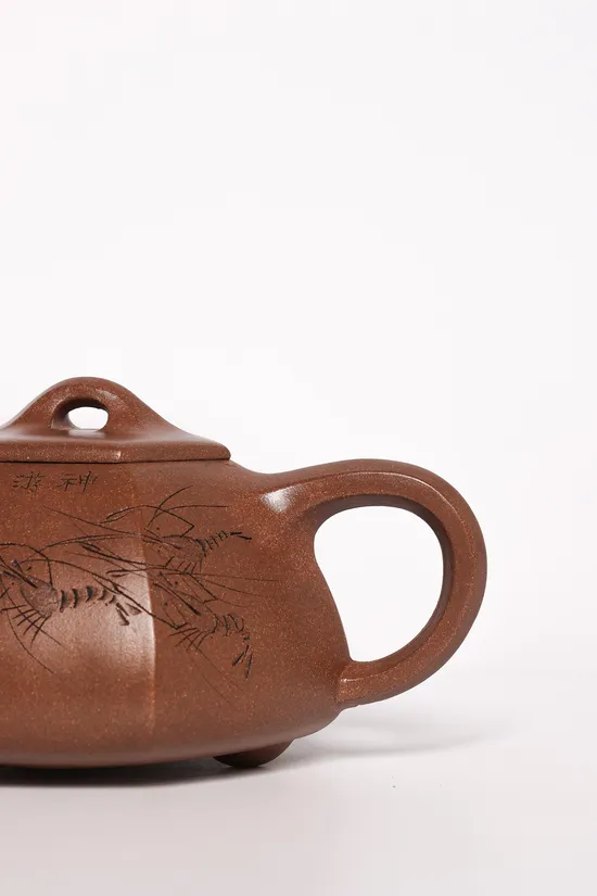 Premium Yixing Zisha Teapot | Handcrafted Collector’s Artistry 2