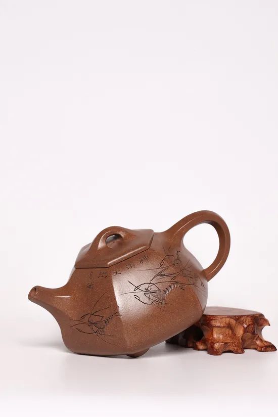 Premium Yixing Zisha Teapot | Handcrafted Collector’s Artistry 5