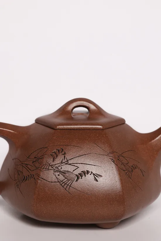 Premium Yixing Zisha Teapot | Handcrafted Collector’s Artistry 8