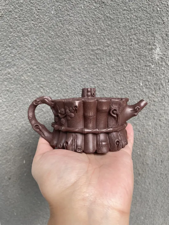 Premium Yixing Teapot | Handcrafted Clay Artisan Masterpiece 2