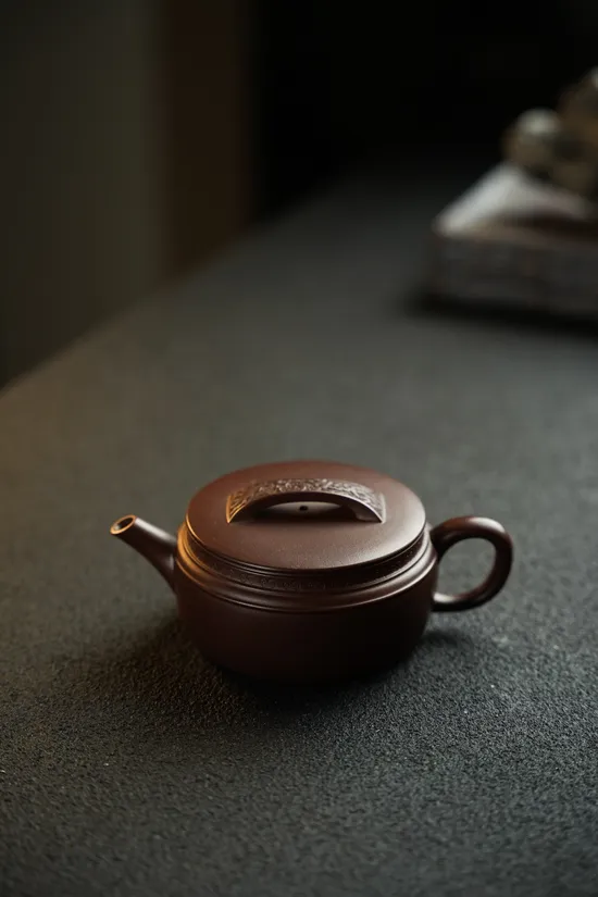 Premium Yixing Zisha Teapot - Classic Hanwa Design 160cc 4