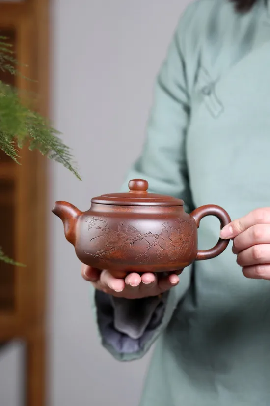 Yixing Zisha Teapot | Handcrafted Collectible Clay Teapot 1