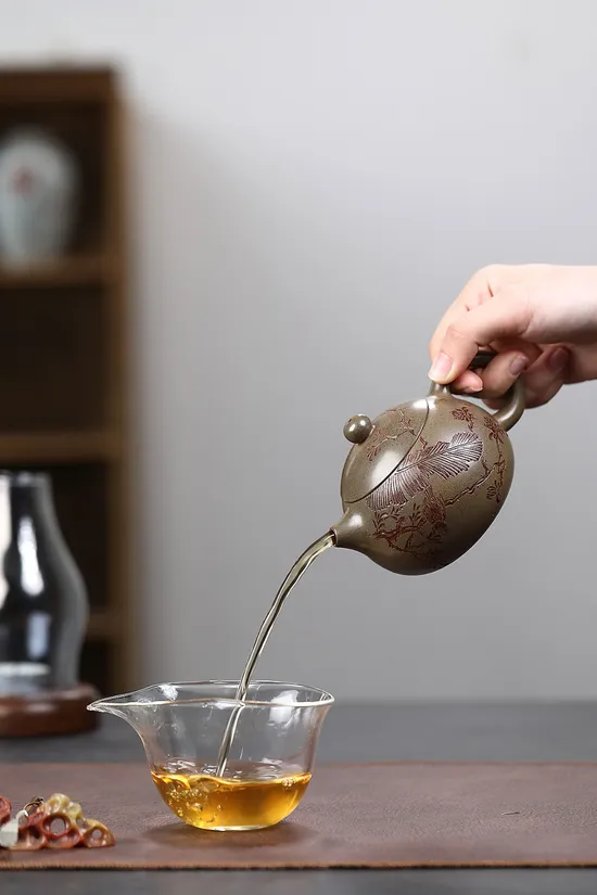 Premium Yixing Zisha Teapot | Handcrafted Artisan Clay Teapot 4