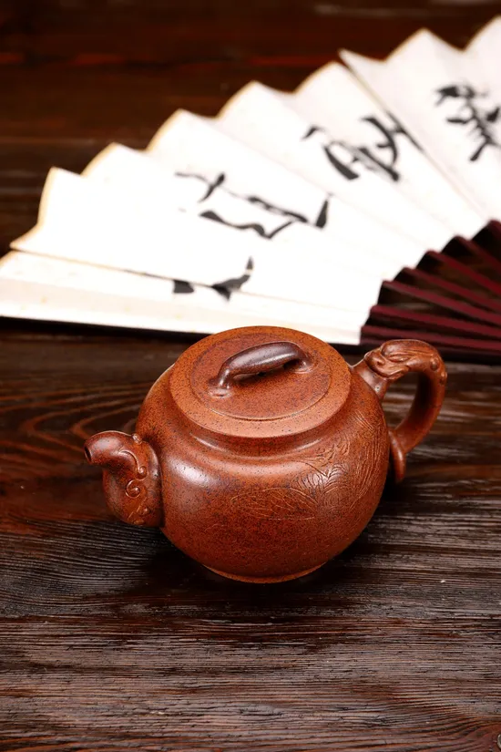 Yixing Zisha Dragon Yell Teapot - Handcrafted Artisan Clay Pottery 6