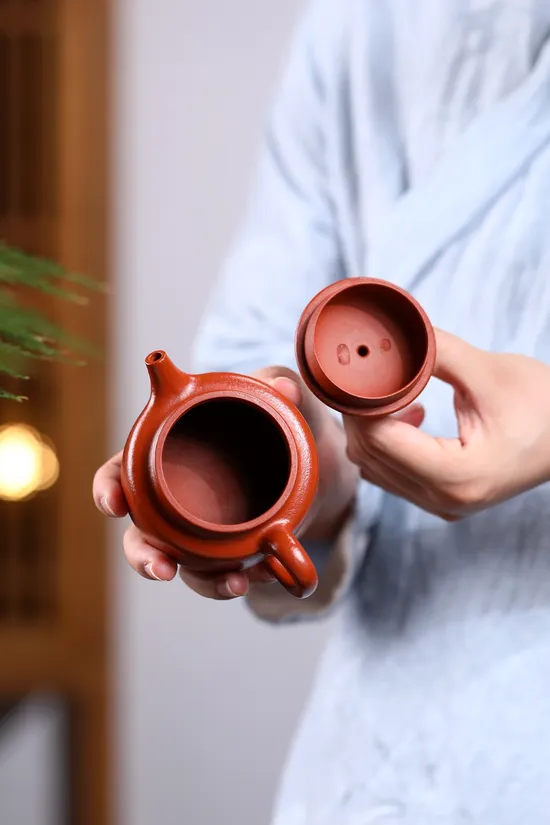 Handcrafted Yixing Teapot | Authentic Zisha Clay Artisan Pottery 6