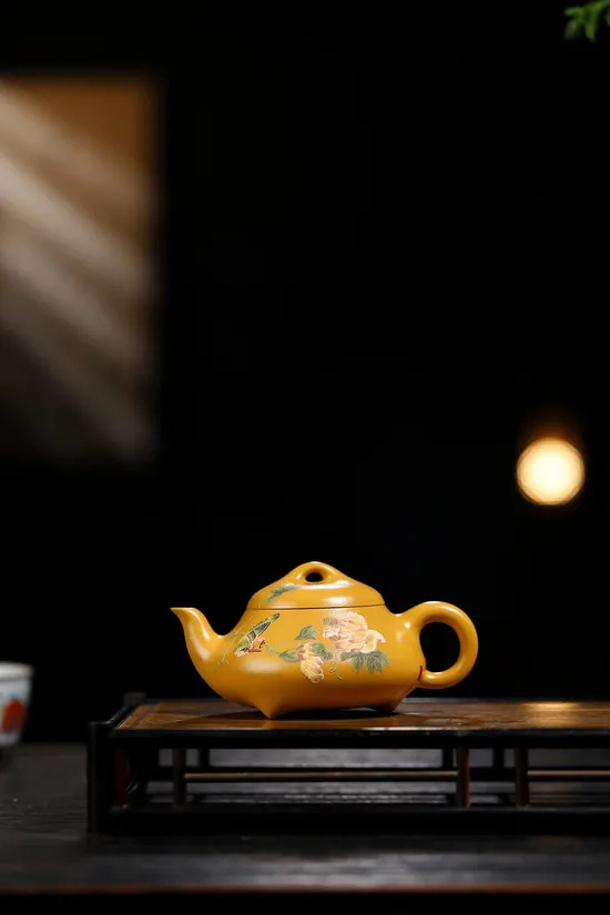 Premium Yixing Zisha Teapot | Yang Junbao Handcrafted Artisan Clay 9