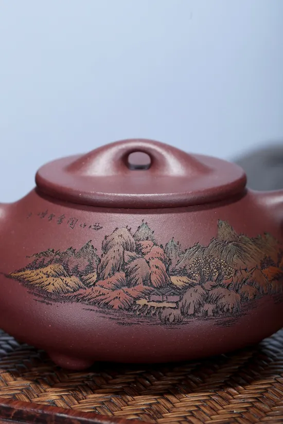 Premium Yixing Teapot – Handcrafted Zisha Clay Pottery 4