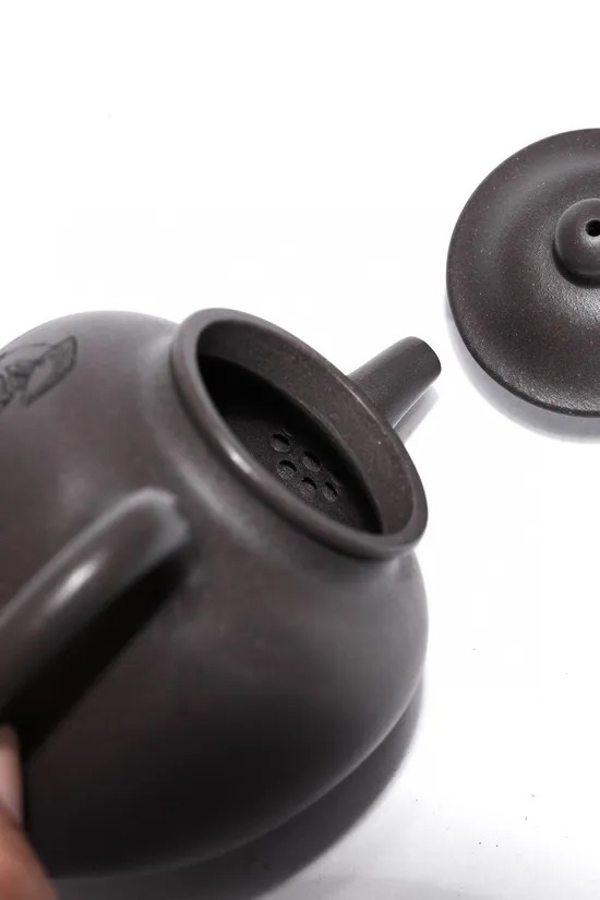 Premium Yixing Zisha Teapot | Artisan Wang Yali | Olive Design 3