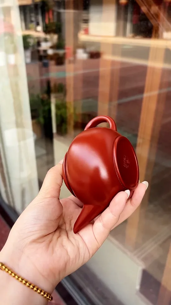 Yixing Clay Teapot | Handcrafted Crimson Red Clay | Wang Xiaoping 5