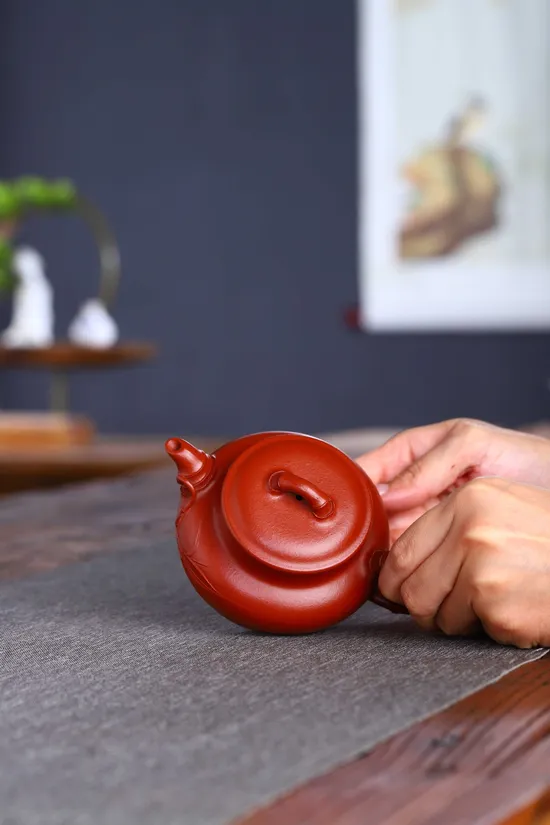 Premium Yixing Zisha Teapot - Handcrafted Bamboo Design Artistry 7