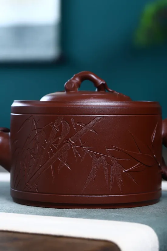 Yixing Zisha Art Teapot | Collector's Handcrafted Purple Clay Pot 3