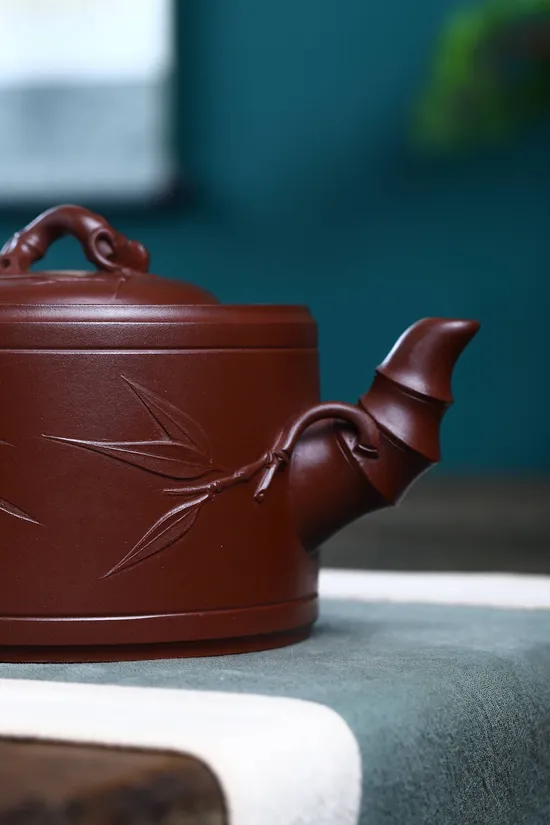 Yixing Zisha Art Teapot | Collector's Handcrafted Purple Clay Pot 6