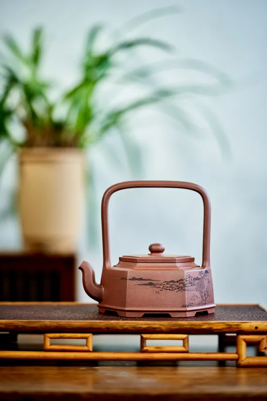 Premium Yixing Zisha Clay Teapot | Handcrafted Collectible Teapot 1