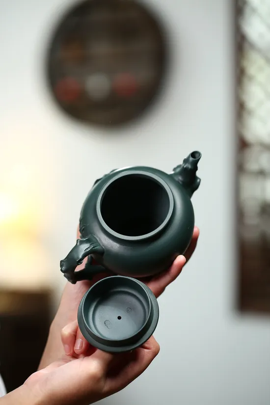 Yixing Zisha Teapot - Peach Spring Design, Handcrafted Ceramic Artistry 6