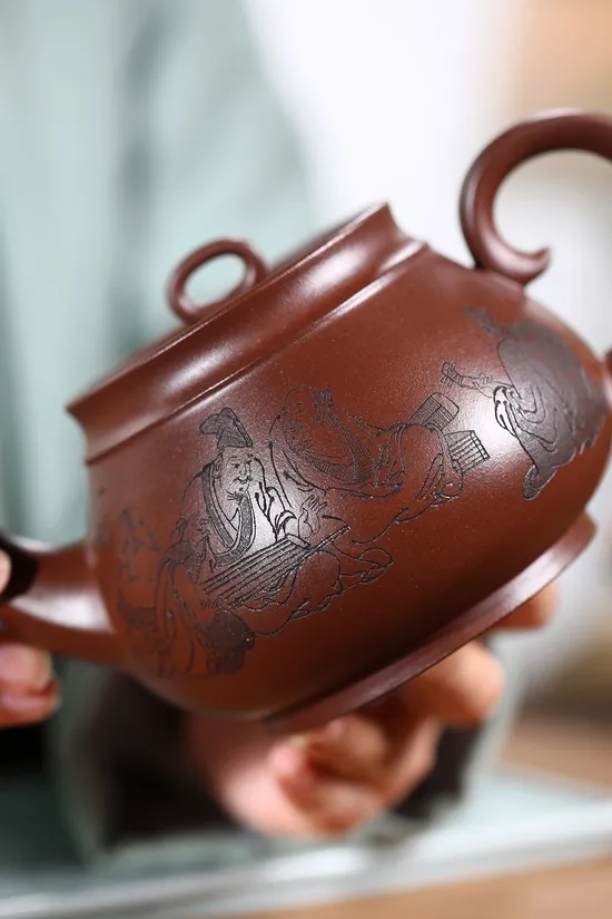 Handcrafted Yixing Zisha Teapot - Collector's Siyuan by Yong Shuying 9