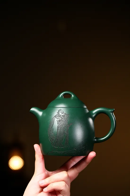 Master Zhou Jianliang’s Yixing Zisha Teapot – Artisan Crafted 1