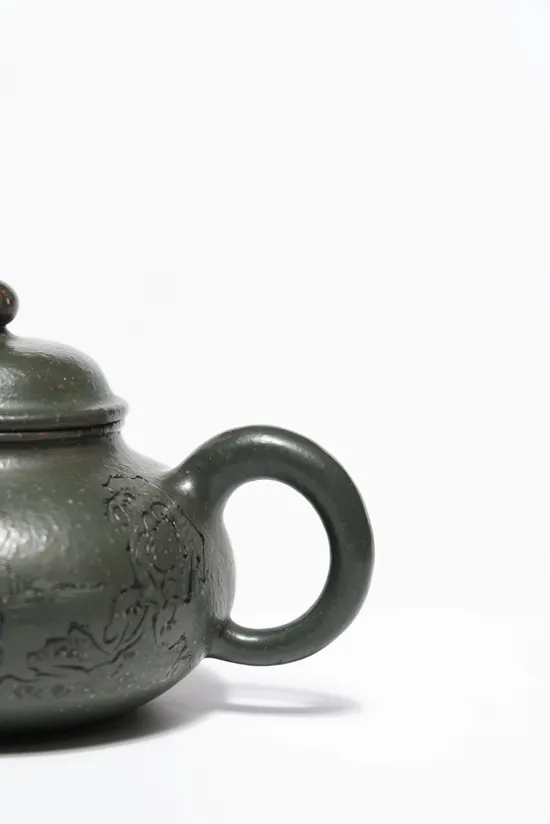 Yixing Zisha Teapot - Master Xu's Legacy, Handcrafted Collectible 7