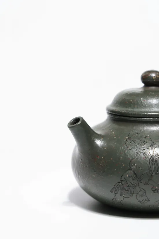 Yixing Zisha Teapot - Master Xu's Legacy, Handcrafted Collectible 8