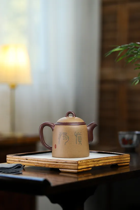 Yixing Zisha Teapot | Handcrafted Qin Quan Style | Ancient Clay Artistry 3