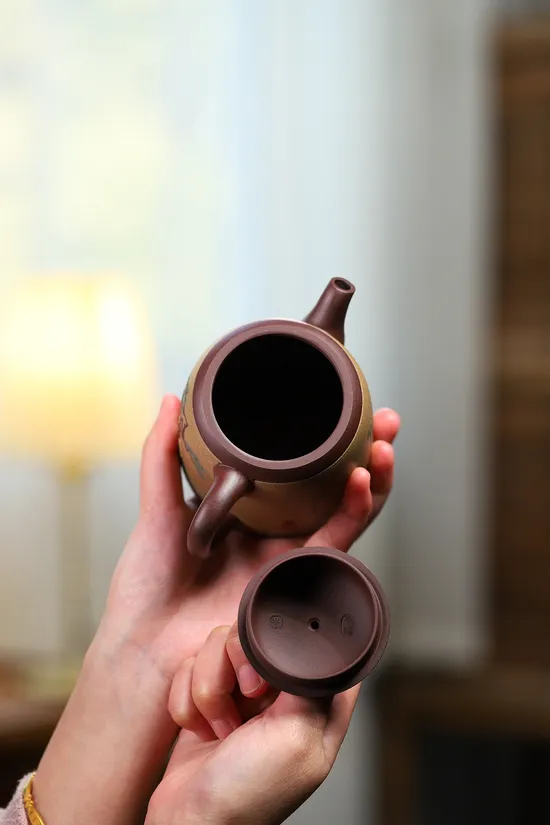 Yixing Zisha Teapot | Handcrafted Qin Quan Style | Ancient Clay Artistry 8