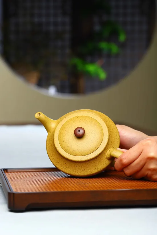 Premium Yixing Zisha Teapot - Handcrafted Golden Clay Artistry 5