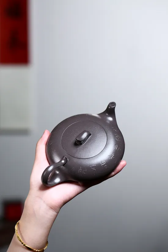 Premium Yixing Zisha Teapot – Artisan Crafted Clay Teapots 8