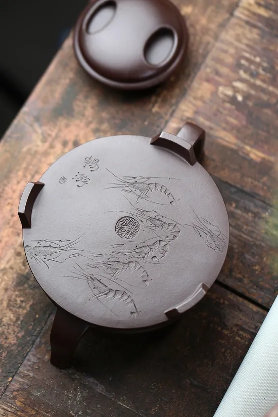 Handcrafted Yixing Clay Teapot | Artisan Craftsmanship & Unique Design 1