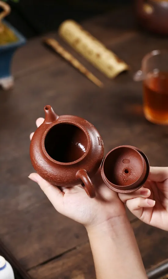 Yixing Zisha Teapot: Red Jiangpo Clay, Artisan Crafted, 220cc 4