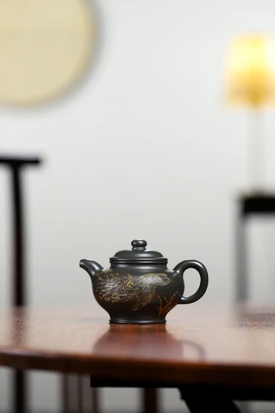 Premium Yixing Zisha Teapot – Handcrafted Artistry & Timeless Design 7