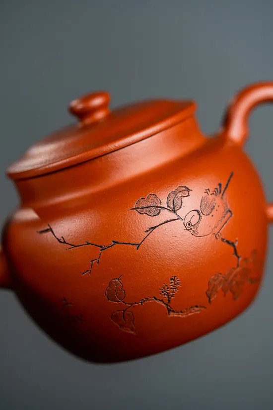 Premium Yixing Clay Teapot | Artisan Zisha Craftsmanship 5