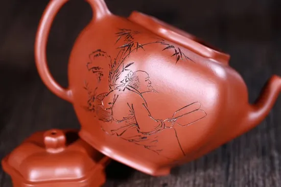 Premium Yixing Rose Clay Teapot - Artisan Wu Shunhua Handcrafted Teaware 7