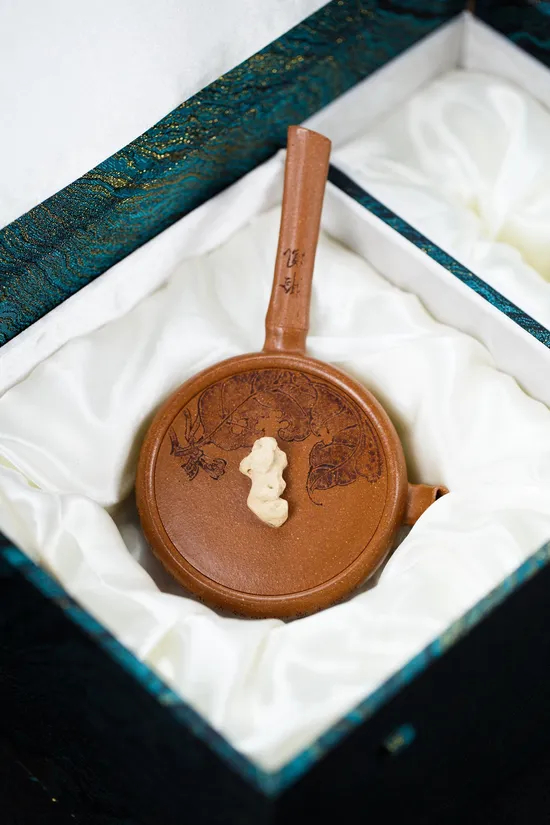Premium Yixing Clay Teapot | Handcrafted 100cc Artisan Zisha Pot 6