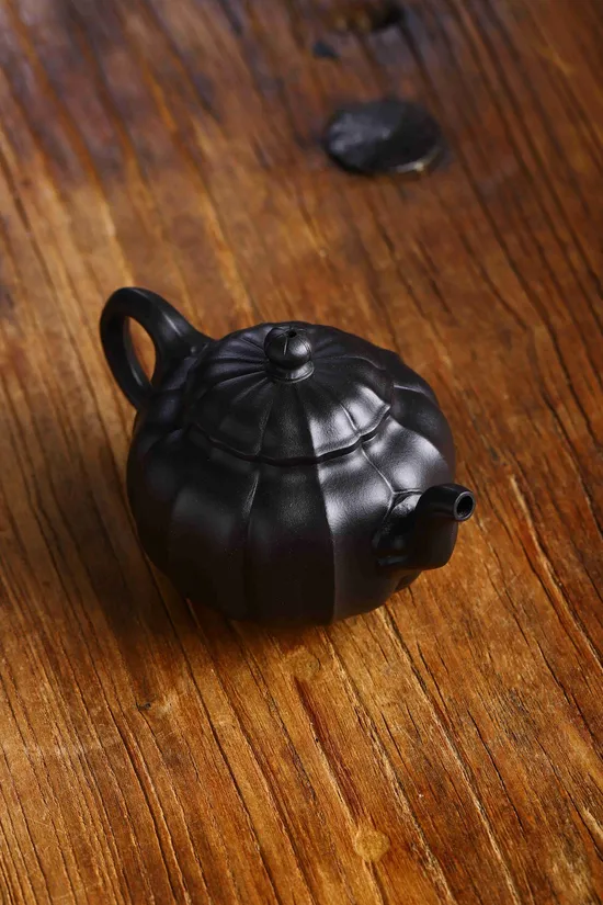 Zisha Teapots: Rare Stone Yellow Clay | Priced at 1800 CNY 1