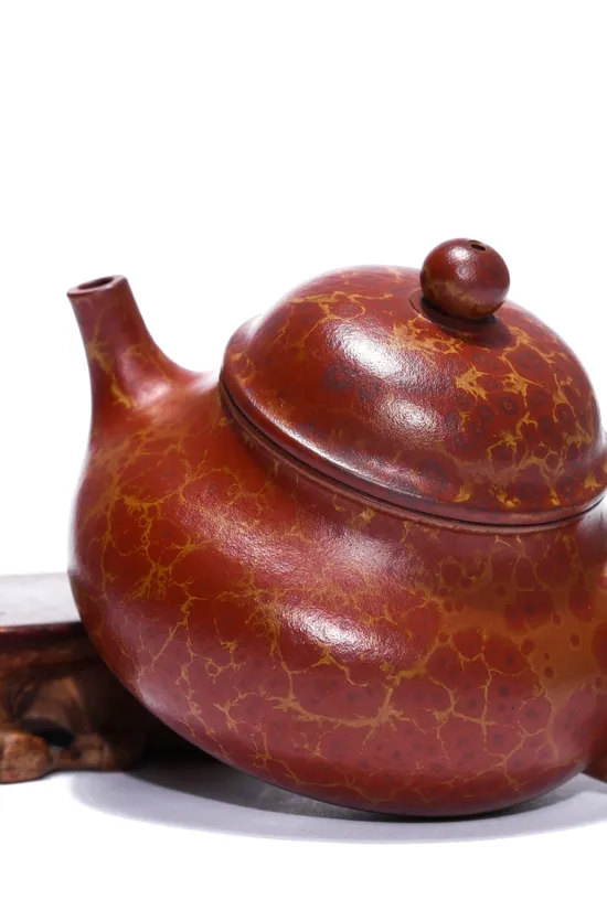 Yixing Zisha Teapot - Artisan Zhang Juan's Collectible Clay Teapot 4