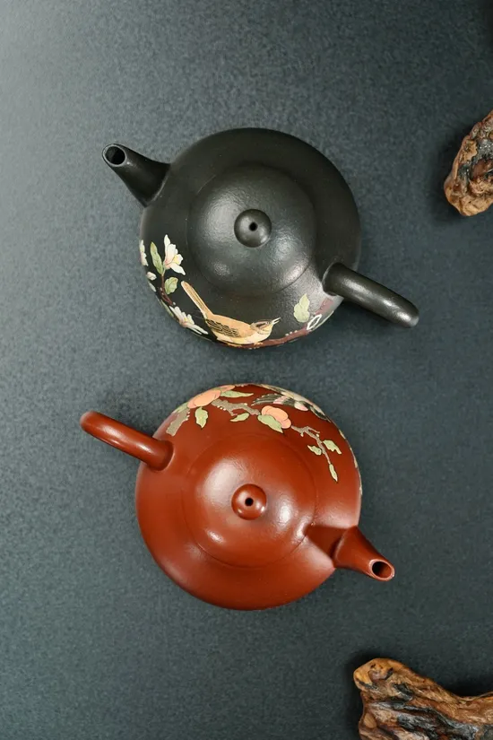 Premium Yixing Clay Teapot | Handcrafted & Authentic Zisha Pot 4